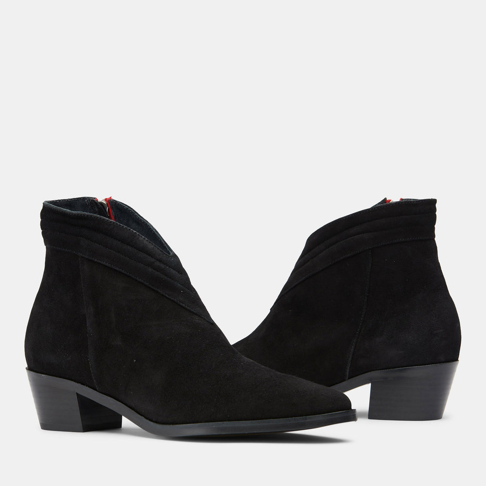 DONNA CHELSEA BOOT SUEDE